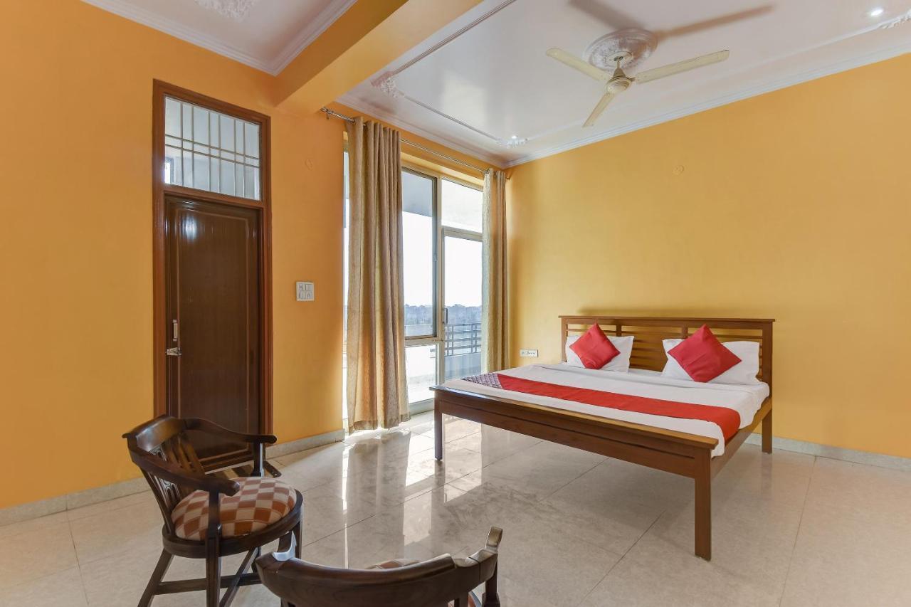 Oyo 64464 Hotel Gulmohar Jaipur Luaran gambar