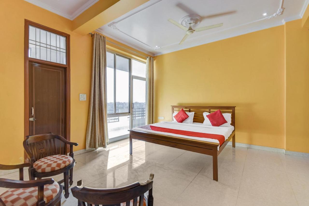 Oyo 64464 Hotel Gulmohar Jaipur Luaran gambar